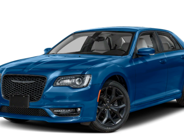 CHRYSLER 300 año 2023 motor V8 CIL. vol. De desplazamiento 6.4L
