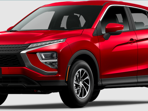 MITSUBISHI    ECLIPSE CROSS año 2023|2024|2025 motor L4 CIL. vol. De desplazamiento 1.5L