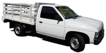 NISSAN   ESTAQUITAS año 1993 motor L4 CIL. vol. De desplazamiento 1.8L