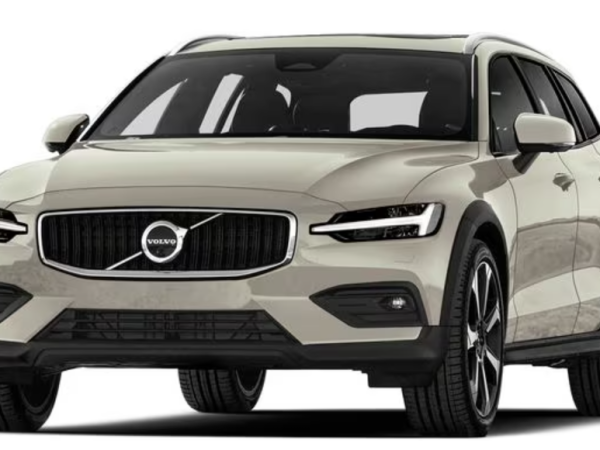 VOLVO V60 año 2025 motor L4 CIL. vol. De desplazamiento 2.0L
